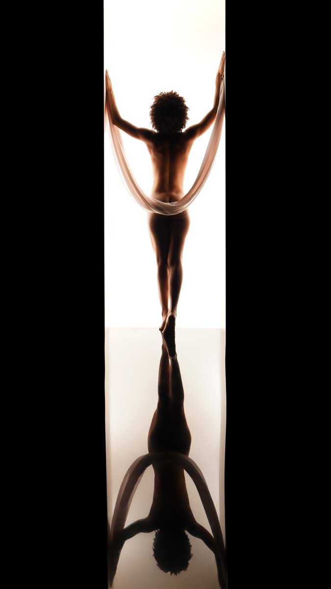 DTXFantasy's tweet photo. My body is a work of art https://t.co/SHrrfjjTk1