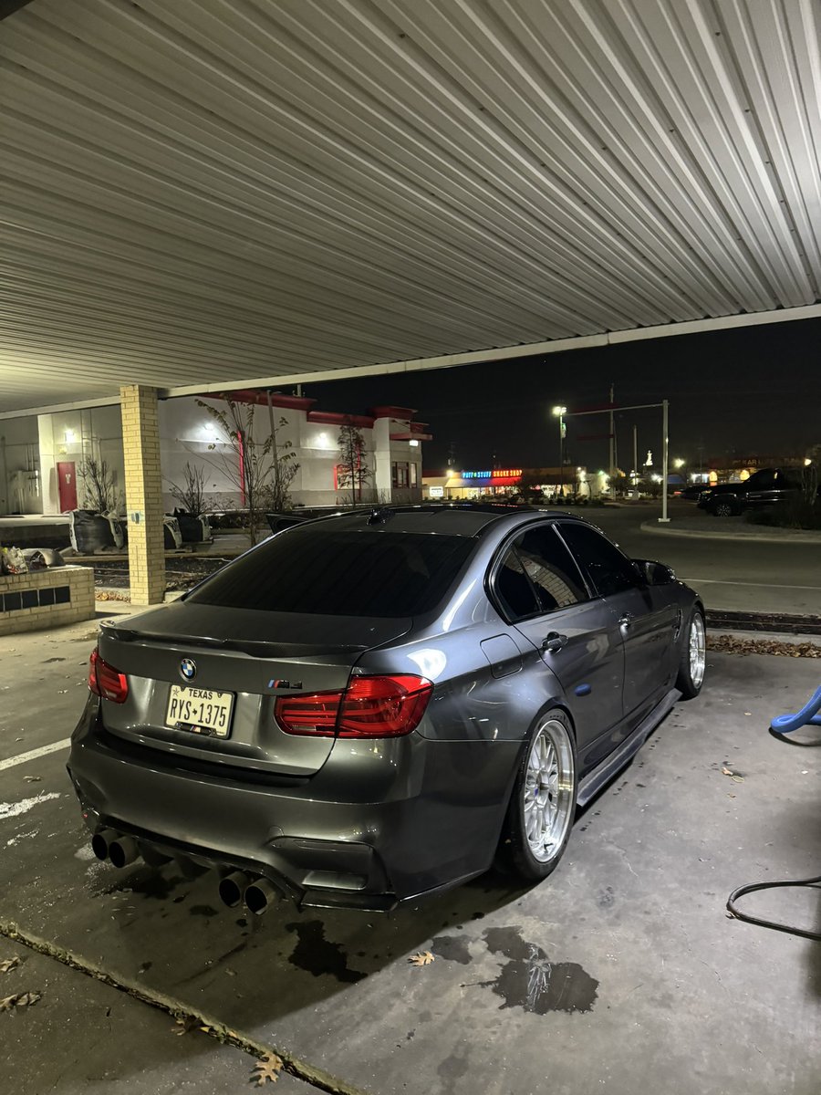 oozdawgg's tweet photo. Okay maybe I don’t sell https://t.co/95oBaarNxo