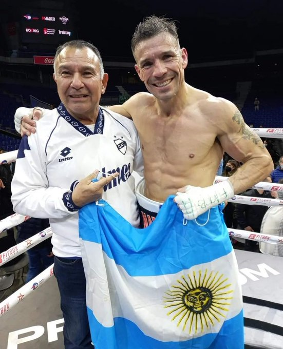 QuilmesFoto's tweet photo. Sergio Maravilla Martinez 🥊 https://t.co/zTAUFinNrA