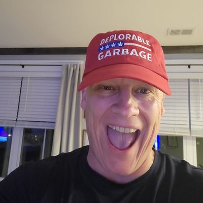 JasonGuerra11's tweet photo. @Elon4TWin @brutalfightz2 His Daughter is Probably has intercourse with dogs 🤣🤣🤣 https://t.co/DwMZ58Tqza