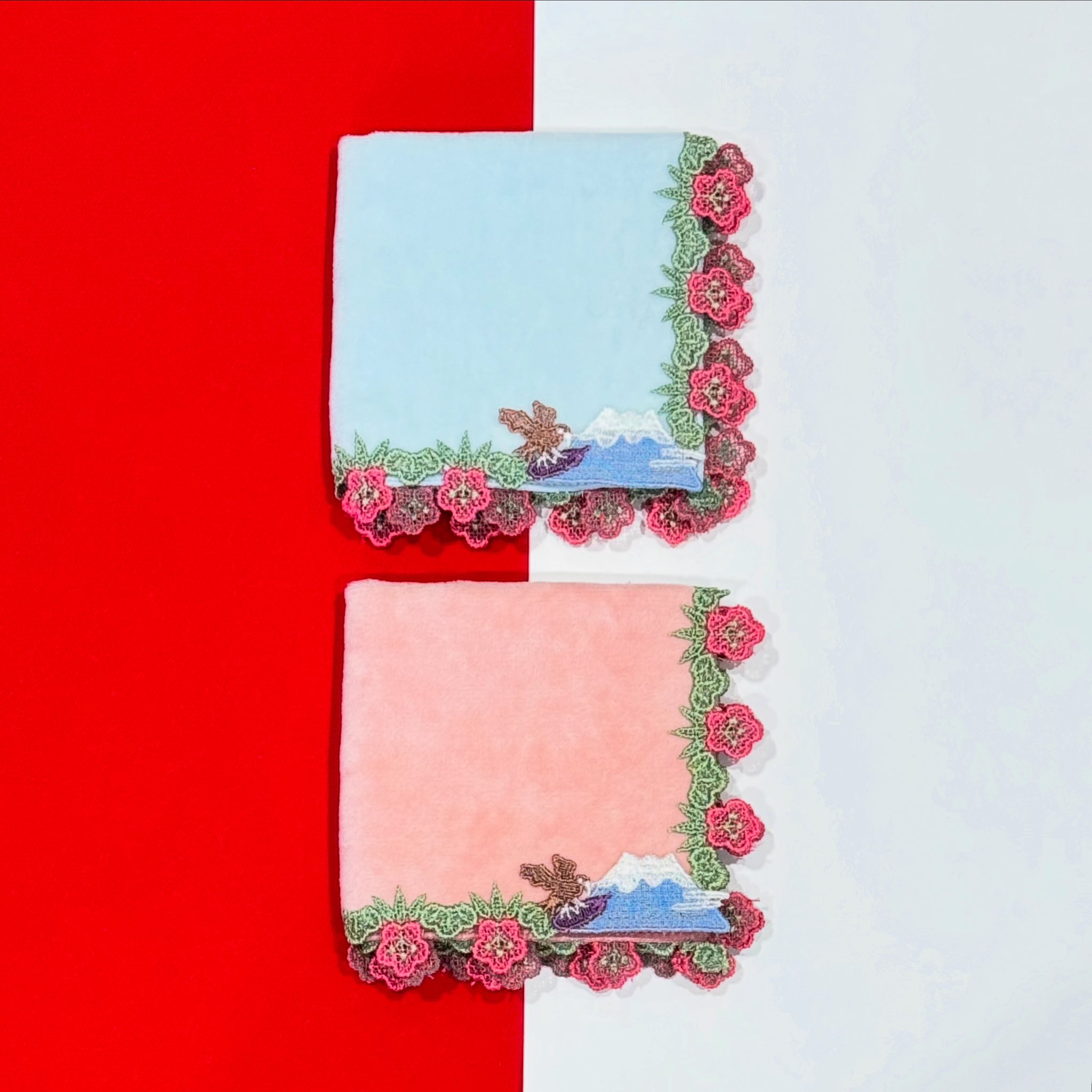 【新品３枚】近沢レース　ハンカチ　そら豆　花花　一富士二鷹三茄子 素敵な吉夢を！めでたいモチーフを詰め込んだことわざレース「一