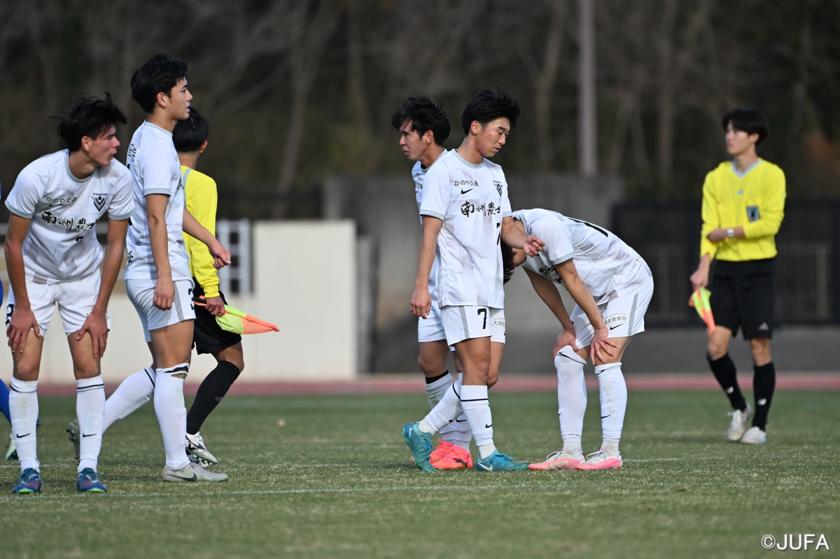 全日本大学サッカー連盟 (@jufa_soccer) on Twitter photo 🏆MCCスポーツpresents
⚽️2024年度 第73回 全日本大学サッカー選手権大会
☑決勝ラウンド
⚔️グループA 第3節
🆚大阪学院大 3(2-0)0 鹿屋体育大
📷️フォトレポート
※その他の写真は⏬から
🔗photos.app.goo.gl/n3HsVESw4GaSZL…
#jufa
#大学サッカー
#MCCスポーツ
#インカレ
<a href="/ogu_soccer12/">大阪学院大学体育会サッカー部</a>
<a href="/kanoyafootball/">鹿屋体育大学サッカー部</a> 🏆MCCスポーツpresents
⚽️2024年度 第73回 全日本大学サッカー選手権大会
☑決勝ラウンド
⚔️グループA 第3節
🆚大阪学院大 3(2-0)0 鹿屋体育大
📷️フォトレポート
※その他の写真は⏬から
🔗photos.app.goo.gl/n3HsVESw4GaSZL…
#jufa
#大学サッカー
#MCCスポーツ
#インカレ
<a href="/ogu_soccer12/">大阪学院大学体育会サッカー部</a>
<a href="/kanoyafootball/">鹿屋体育大学サッカー部</a>