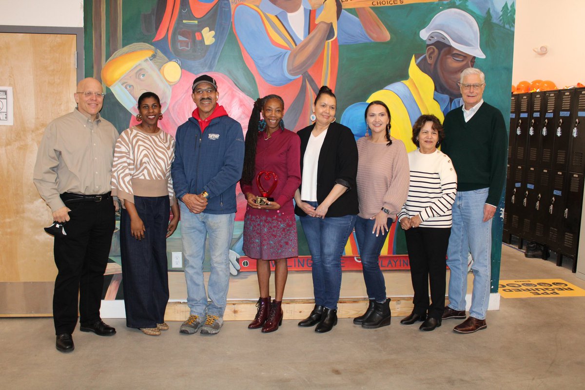 This week, we had some very special guests from the Spirit Mountain Community Fund, who presented our Executive Director, Pat Daniels, with the Helping Hand (Ye Ian Lima) Award in recognition of her outstanding career and contributions.