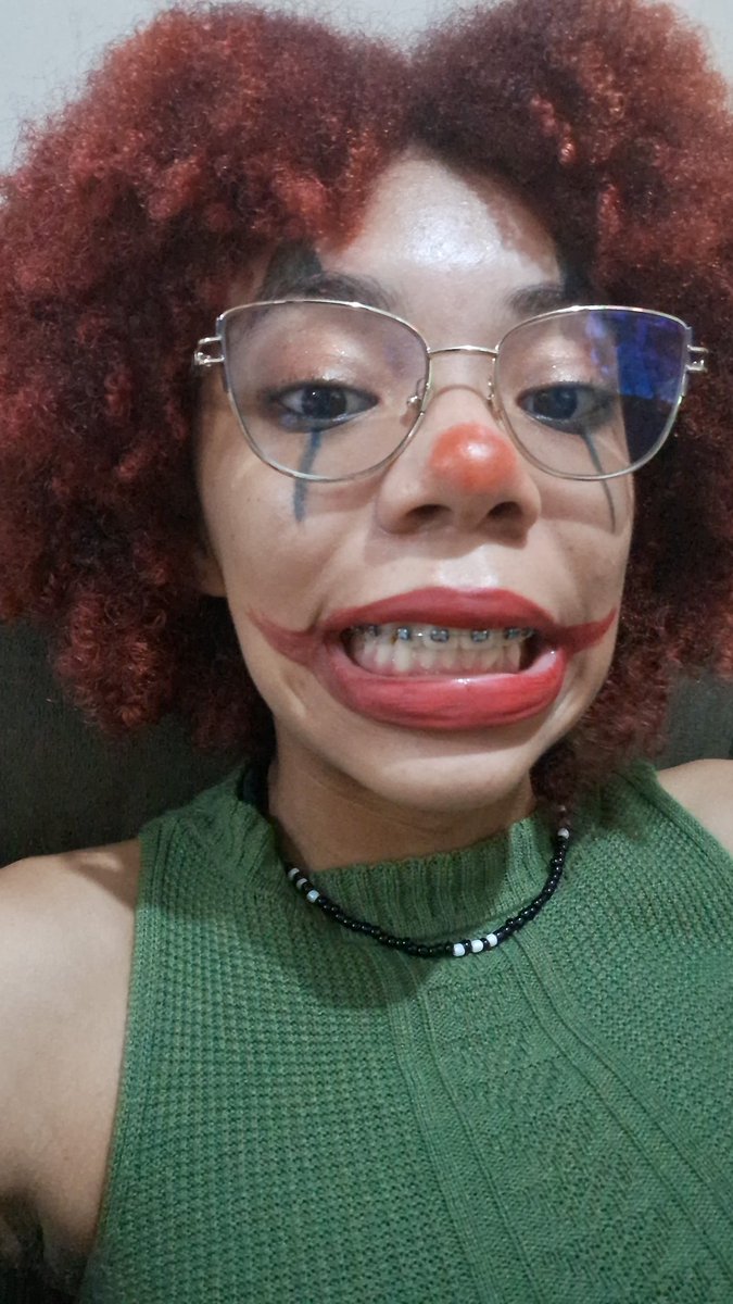 ever_bubble's tweet photo. [#EVER] 12.20.24 - #KAYKE via 🫧:

🐶: "palhacinho feliz"

*📸* https://t.co/x6utCNMIYF