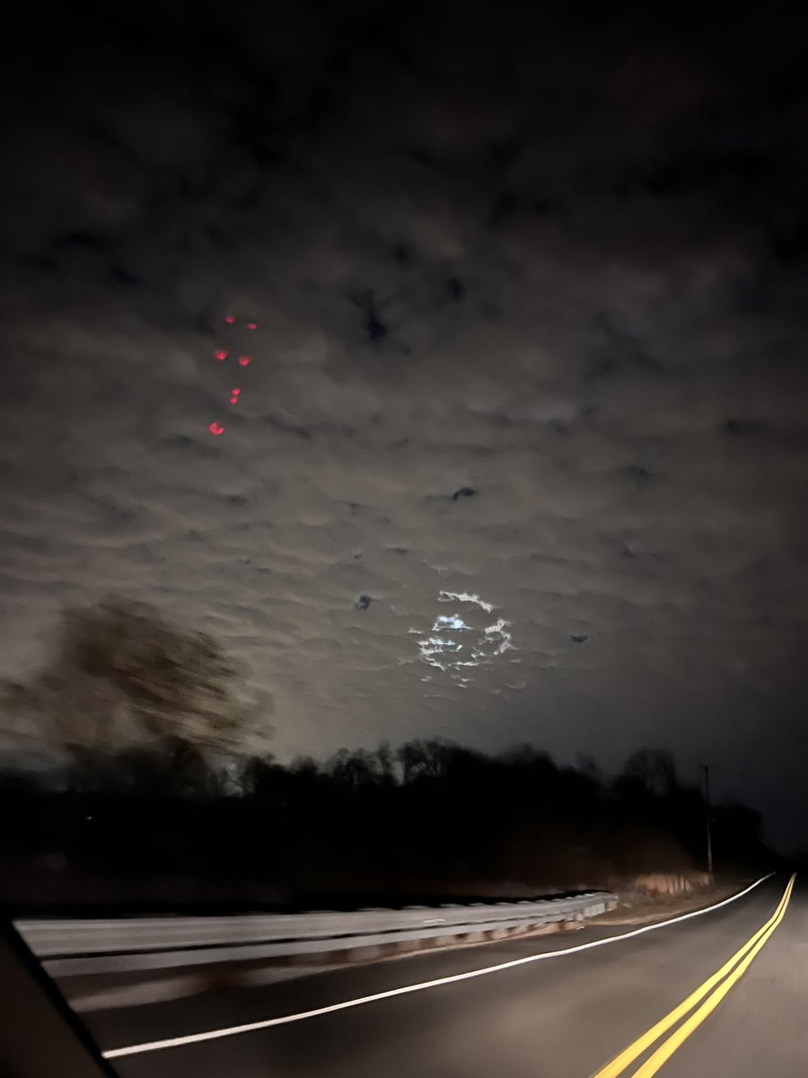 does this look like a cartoon character or am i tweaking