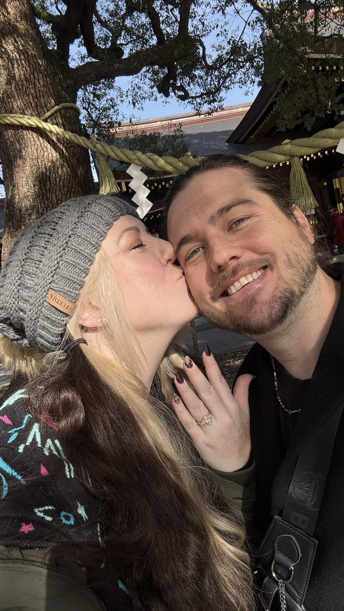 Missyeru tweet media