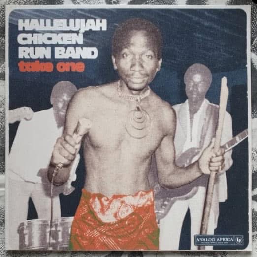 eargroundtv's tweet photo. Are we the only ones seeing the resemblance? 
#NdungeYut #FelaKuti #ThomasMapfumo #Trivia https://t.co/fFYrr2OtKi
