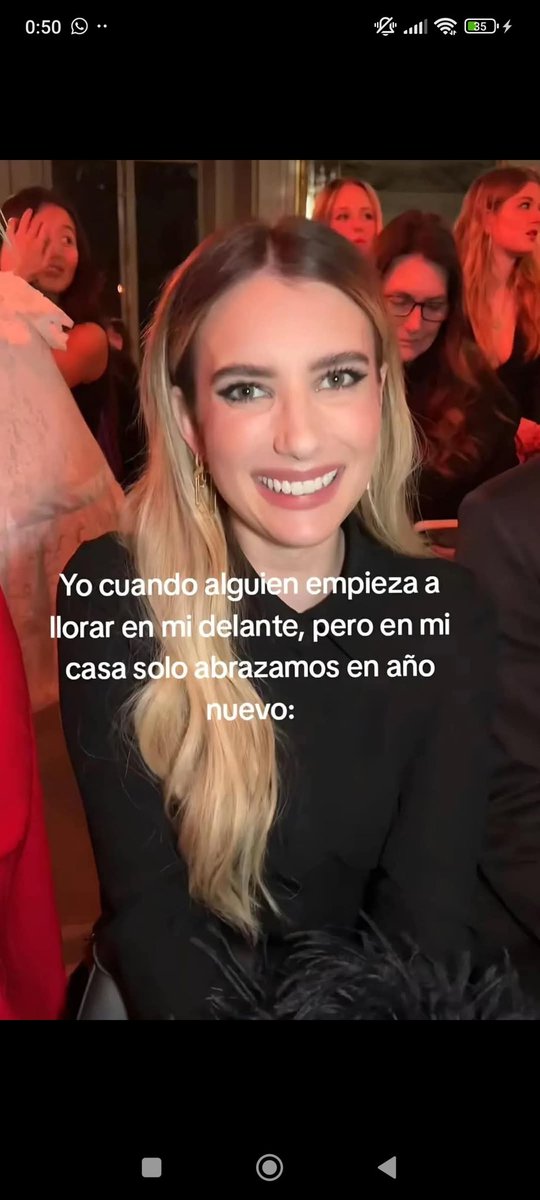laaupascal's tweet photo. Como olvidar cuando estaba a punto de llorar y la Abi me dijo "amiga no vayas a llorar porque yo no sé que hacer" jajajaja lpm Abigail 🤣🤣 https://t.co/rnDwBSYAwq