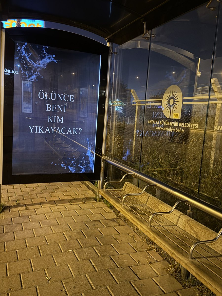 Hakikatin reklama ihtiyacı yoktur.
Reklamın iyisi kötüsü olmaz diyorsan,
reklamların bitmesini bekle!