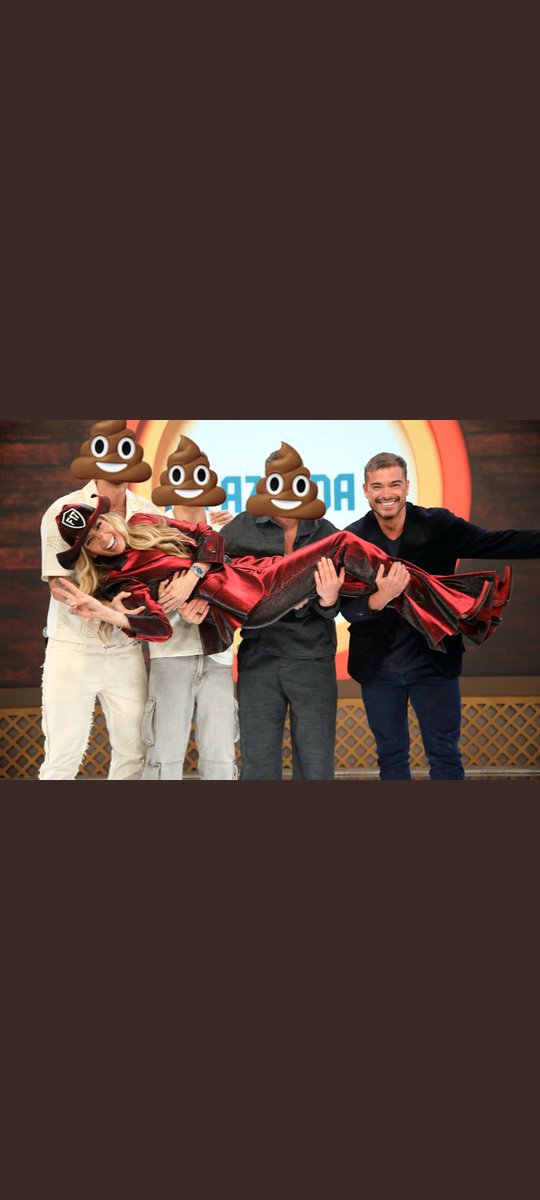 roselyrooms's tweet photo. 🦜🦜🦜🦜🦜🦜🦜🦜🦜🦜😂😂😂😂😂😂😂😂😂 https://t.co/IqunugyOg7
