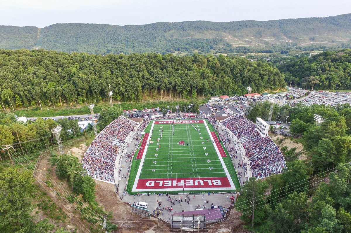 After a great conversation with @glusk_bu, I am grateful to receive my 2ed offer. 
 <a href="/RecruitingVHSFB/">Varina HS Football Recruiting</a> <a href="/2GODIOTs/">Coach T</a> #AGTG