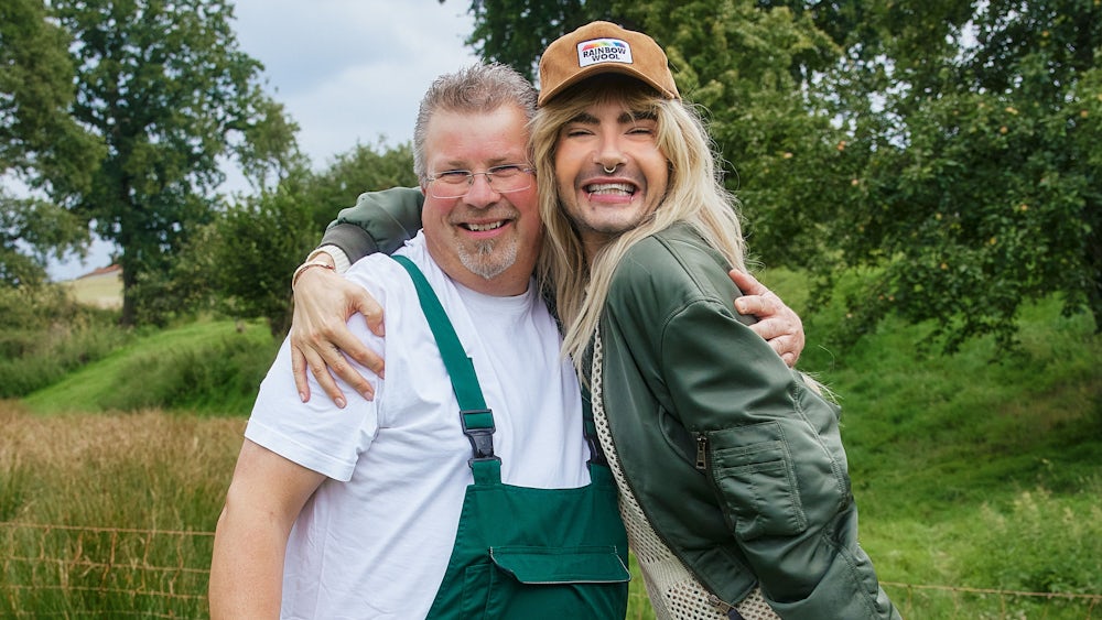 Rainbow Wool Coin tweet media