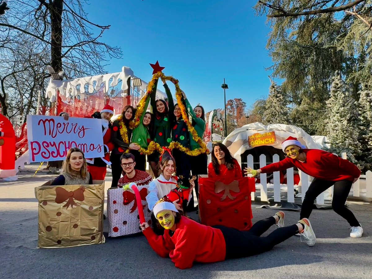 Merry PSYCHOmas from the <a href="/PsychopharmLab/">Fumagalli Lab</a> 🎄 🎅🏻! 
.. and happy New Year ✨