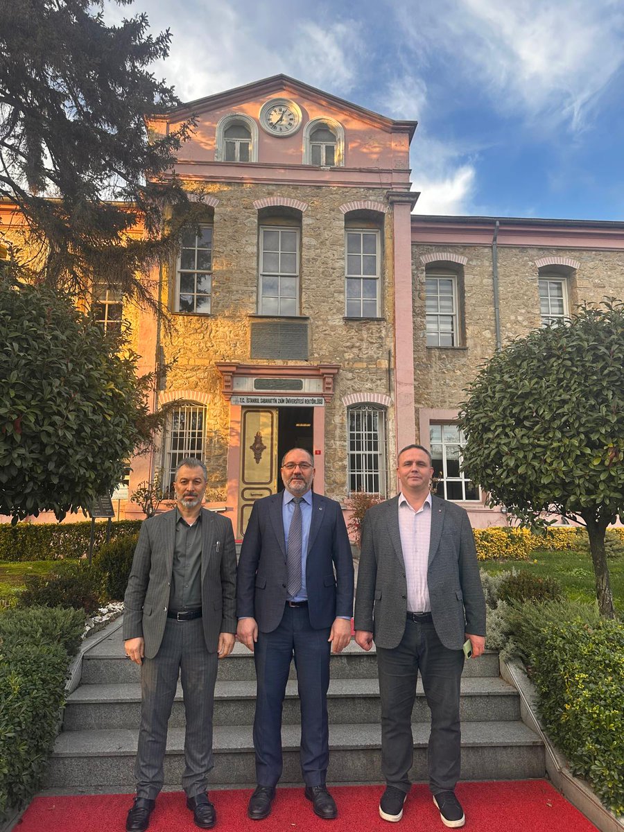 EYUDER İl Temsilcilerimizin Üniversite ziyaretleri devam ediyor. Türkiye'nin en büyük eğitim kongresi #EYFOR16  da bizlerle birlikte olmak veya katılım için bilgi sahibi olmak için iletişim kurabilirsiniz. 

7/24 Mail :  eyuder@gmail.com