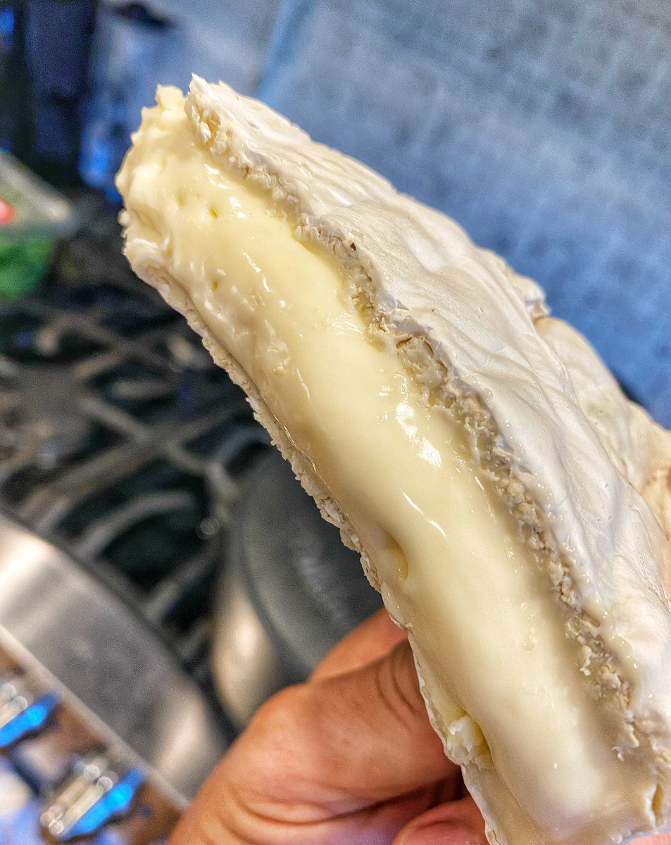 ChefGruel's tweet photo. A Wisconsin Law used to require restaurants serve cheese with every meal . The Law was around from June 1935 to March 1937 and required all restaurants to serve cheese and butter with meals. We used to be a proper country with real laws. https://t.co/wqznGfL9oD