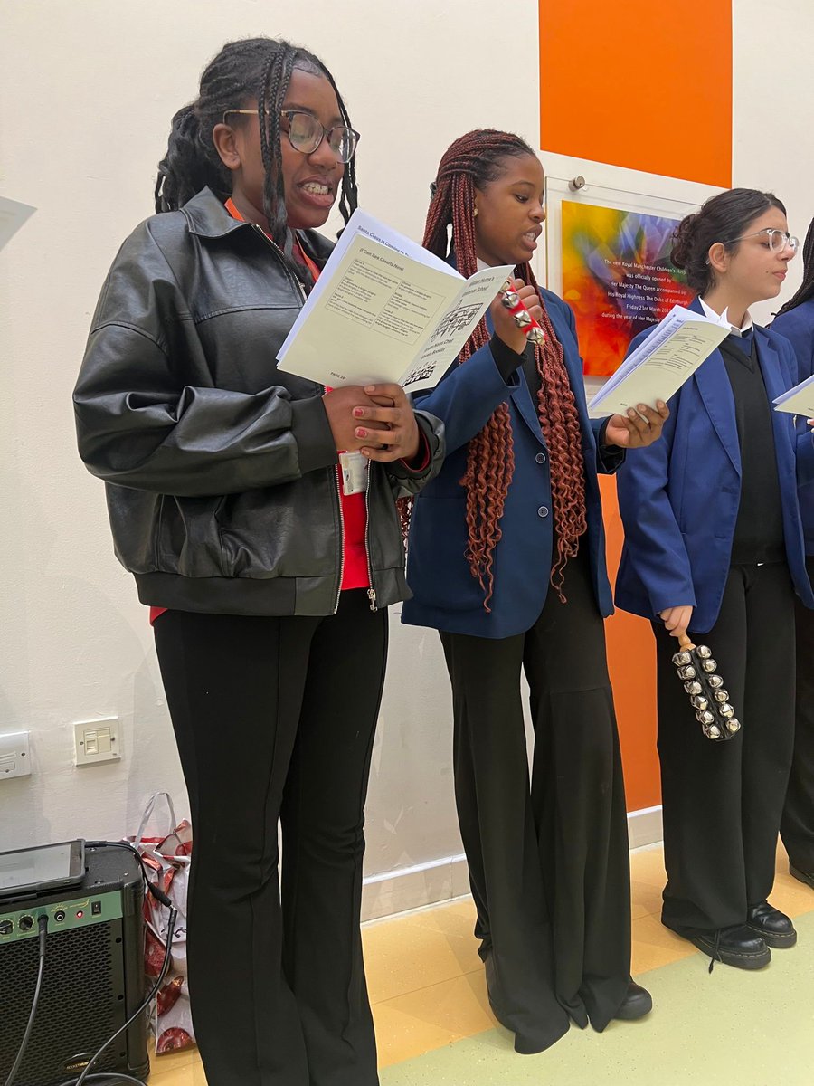 William Hulme's Grammar School (@williamhulmes) on Twitter photo On Thursday, the school choir were fortunate to have the opportunity to perform at the Royal Manchester Children's Hospital (<a href="/MFT_Charity/">Manchester Foundation Trust Charity</a>). #educationwithcharacter
buff.ly/403uR3Y On Thursday, the school choir were fortunate to have the opportunity to perform at the Royal Manchester Children's Hospital (<a href="/MFT_Charity/">Manchester Foundation Trust Charity</a>). #educationwithcharacter
buff.ly/403uR3Y