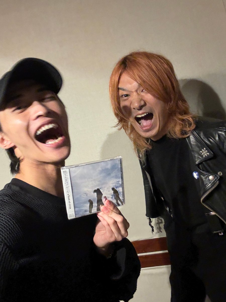 FESTIVALOUT's tweet photo. #TOKYOFM
#FESTIVALOUT powered by #Fanplus

2週にわたり
 a flood of circle #佐々木亮介 さんと📸

ニューアルバムの制作の裏側、
そして今の熱量、自分を見つめ直した話、
また新しい佐々木さんの一面が見られました。

今後ともよろしくお願いします！ https://t.co/vO7L1UVjtL
