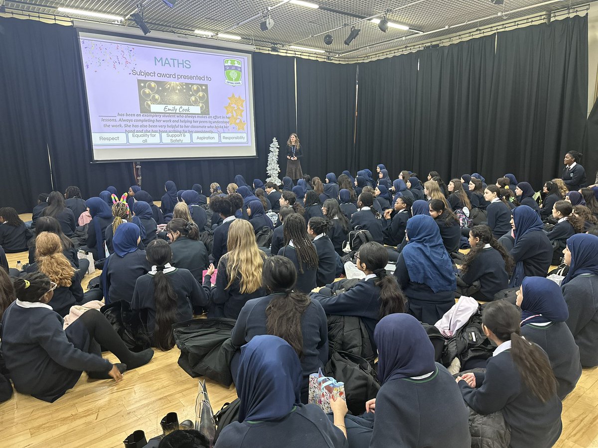 First rewards movie afternoon and Excellence Awards for our Year 7s <a href="/Copthall_School/">Copthall School</a> well done on successful first term! <a href="/BarnetGovernors/">Barnet Governors</a>