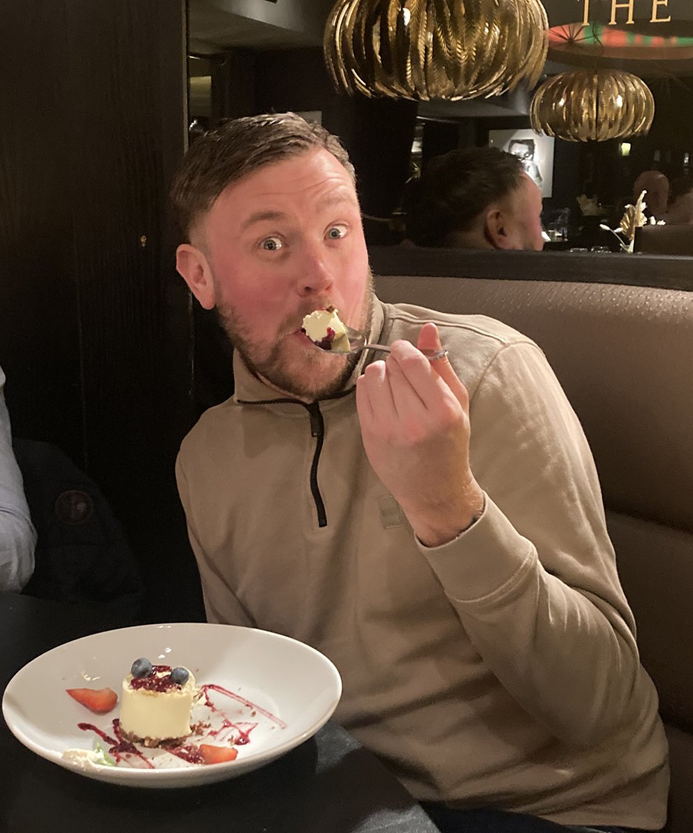 PeritusGroupUK's tweet photo. It's been a busy year in the Newcastle office, but the team found time this week for a good old Christmas knees up! 

But who looks the sweetest with their sweet? Rachel? Or Jamie? 🤔

Merry Christmas everyone! https://t.co/usYDAgzn8f