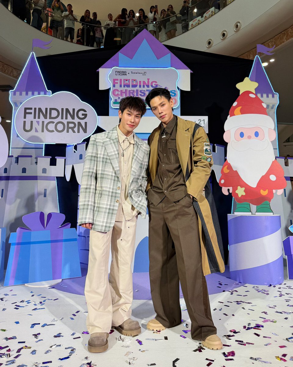OPENLABEL_TH's tweet photo. ขอบคุณ Finding Unicorn x Terminal21 Asok ที่ให้ต้าห์อู๋ออฟโรดได้มามีความสุขส่งท้���ยปีในงาน Finding Christmas Land 2025 นะค้าบบบ ❤️❤️

OUROAD MASCOT OPENING 
#FindingUnicornxDaouOffroad https://t.co/uUBGBGJZGH