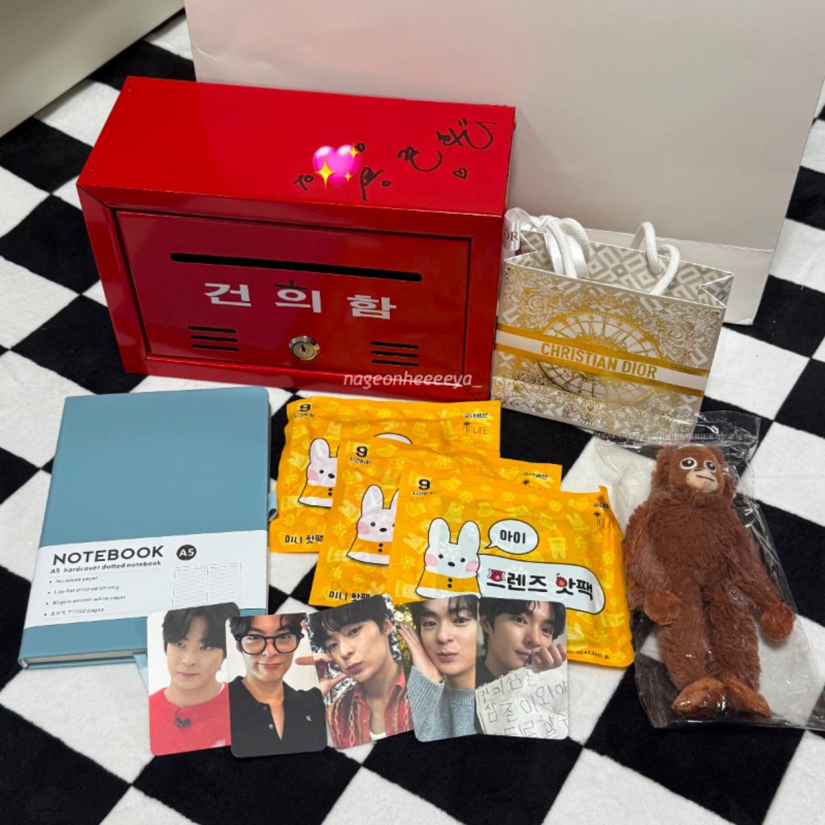 건희가 준비한 건희함 파티 선물 🎁
건희님 고맙습니다아ㅏㅏ❣️