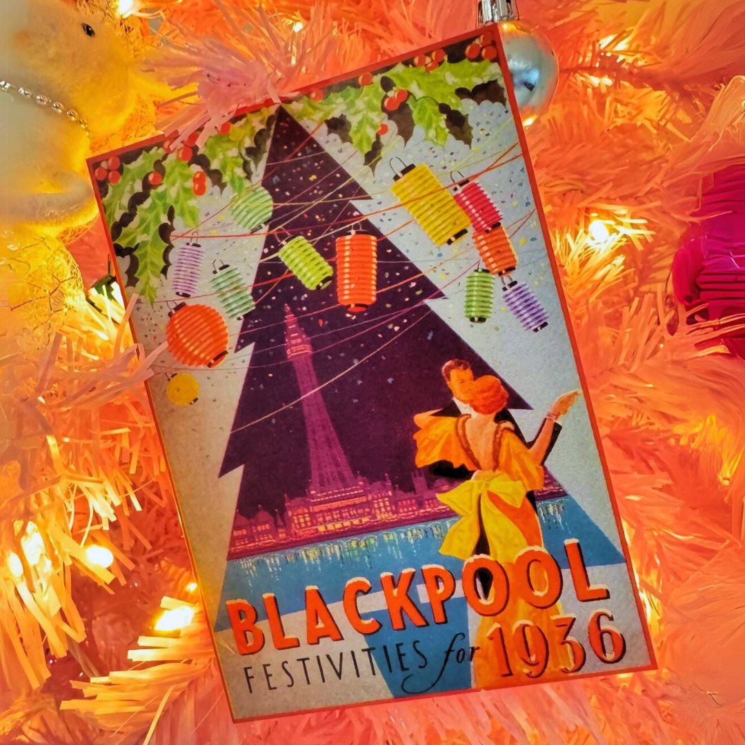 ShowtownBPL's tweet image. 🌟 Wishing you all a sparkling Christmas!💡 Did you know – on Christmas Day back in 1936 Blackpool truly was a ‘show town’…wrapping up warm and heading off to the theatre would be one of the most popular ways to celebrate in style! 🎄#Blackpoolhistory #MerryChristmas #Showtown