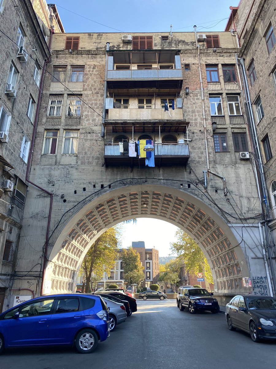 Tiflis’te de benzeri vardı bana çok estetik gelmişti, bizdeki pek değilmiş 😅