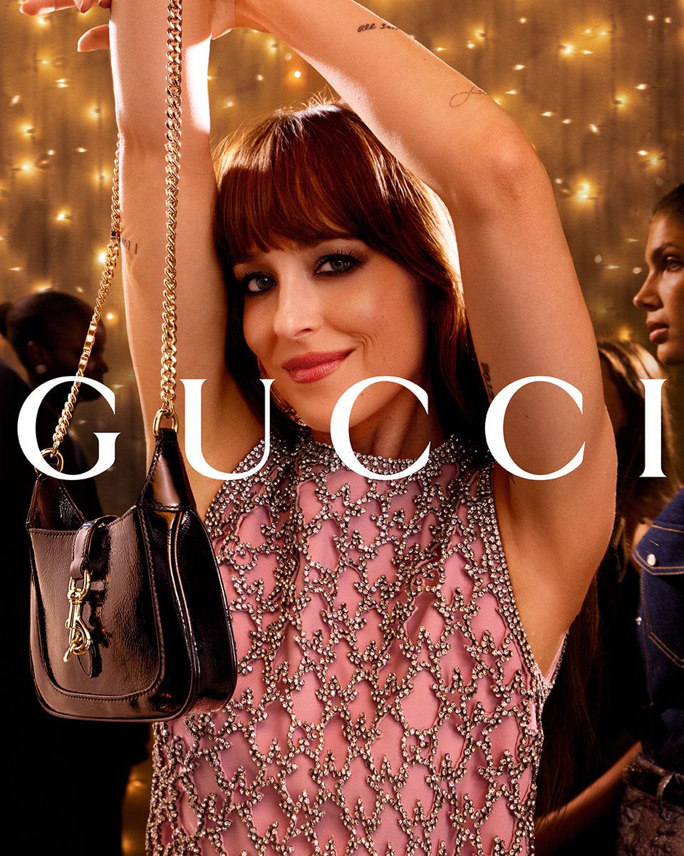 KeringGroup's tweet photo. Kering unveils @gucci’s Chapter 4 Gift Campaign.
Starring Dakota Johnson, Julia Garner and Mark Foster.
#GucciGift #DakotaJohnson #GucciJackieNotte #JuliaGarner #MarkFoster #GucciBamboo1947 https://t.co/oRr2AbGK19