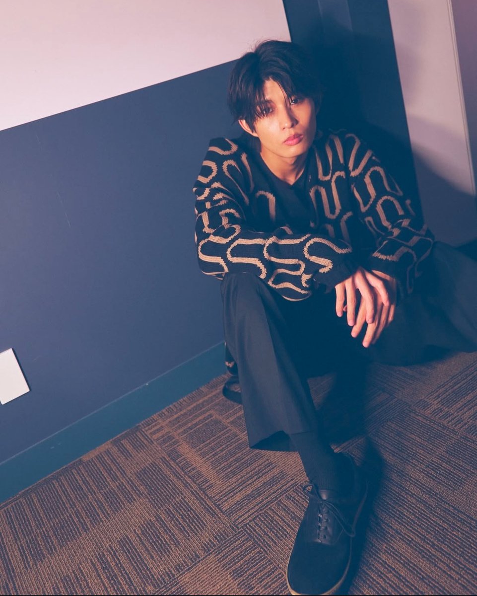 joyeuxpress's tweet photo. JUNON 1月号にて柊太朗様にDUSK STUDIOのシューズをご着用いただきました。
ご着用ありがとうございました。
#JUNON 
#柊太朗
#DUSKSTUDIO
#JOYEUXPR https://t.co/CVUz0fzwYd