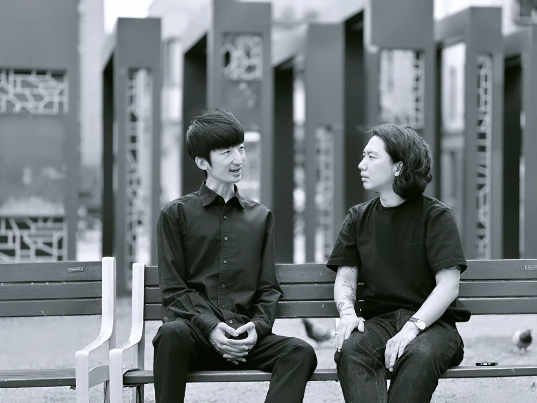 singpoet's tweet photo. 《현대시》 2024년 8월호 '현대시가 선정한 이달의 시인'에 수록된 최지인 시인과의 대담을 블로그에 업로드했습니다. https://t.co/YxZpKSNGL4 에서 읽어 보실 수 있습니다. 감사합니다! :D https://t.co/mTrm3kbuqQ