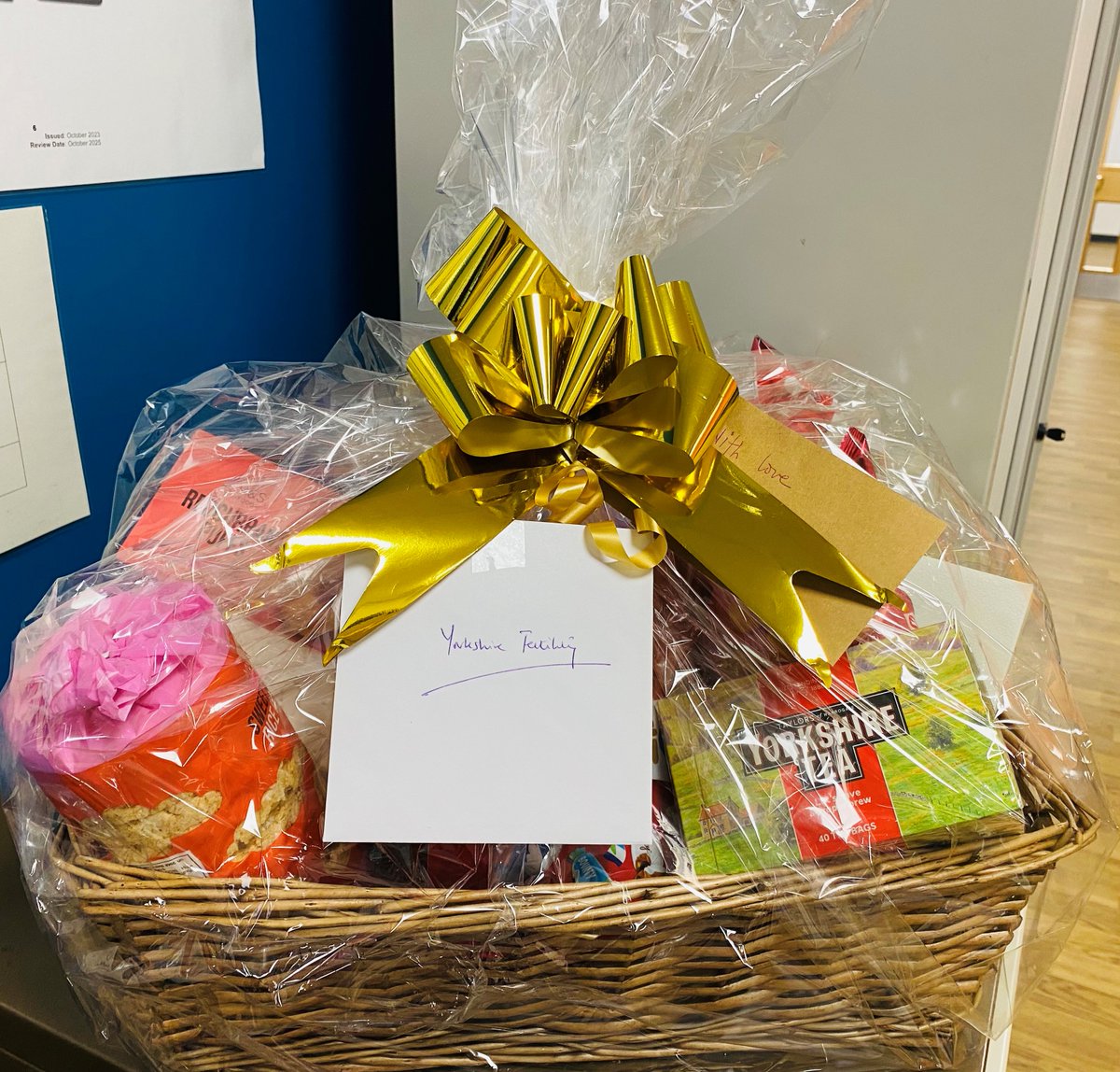 'To the most wonderful bunch of colleagues I could wish for, Merry Christmas, Thank you for being you!'

#NHS ##StaffAppreciationPost #merrychristmas🎄 @Yorkshire Fertility