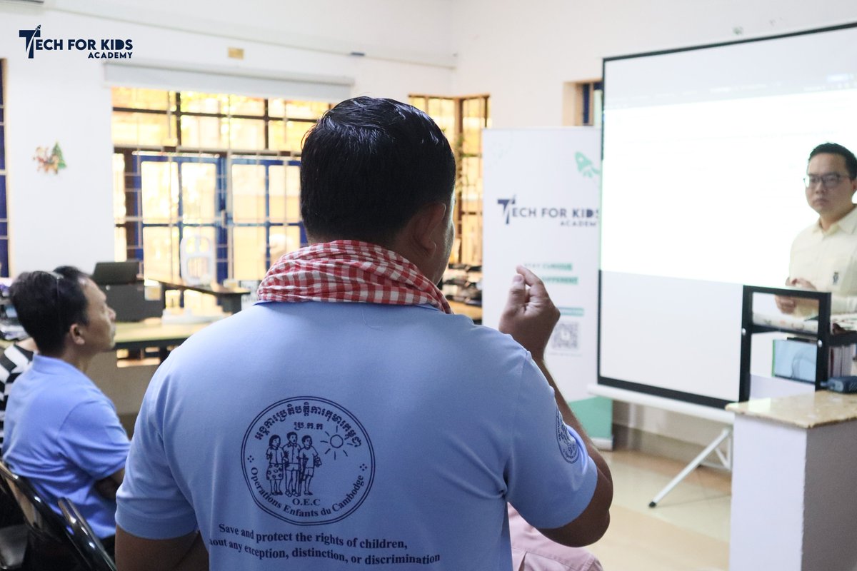 TechforKidsAcad's tweet image. Internet Safety Workshop at Tech for Kids Academy. 🚀#Sharing #TechEducation #ChildProtection #TechforKidsAcademy