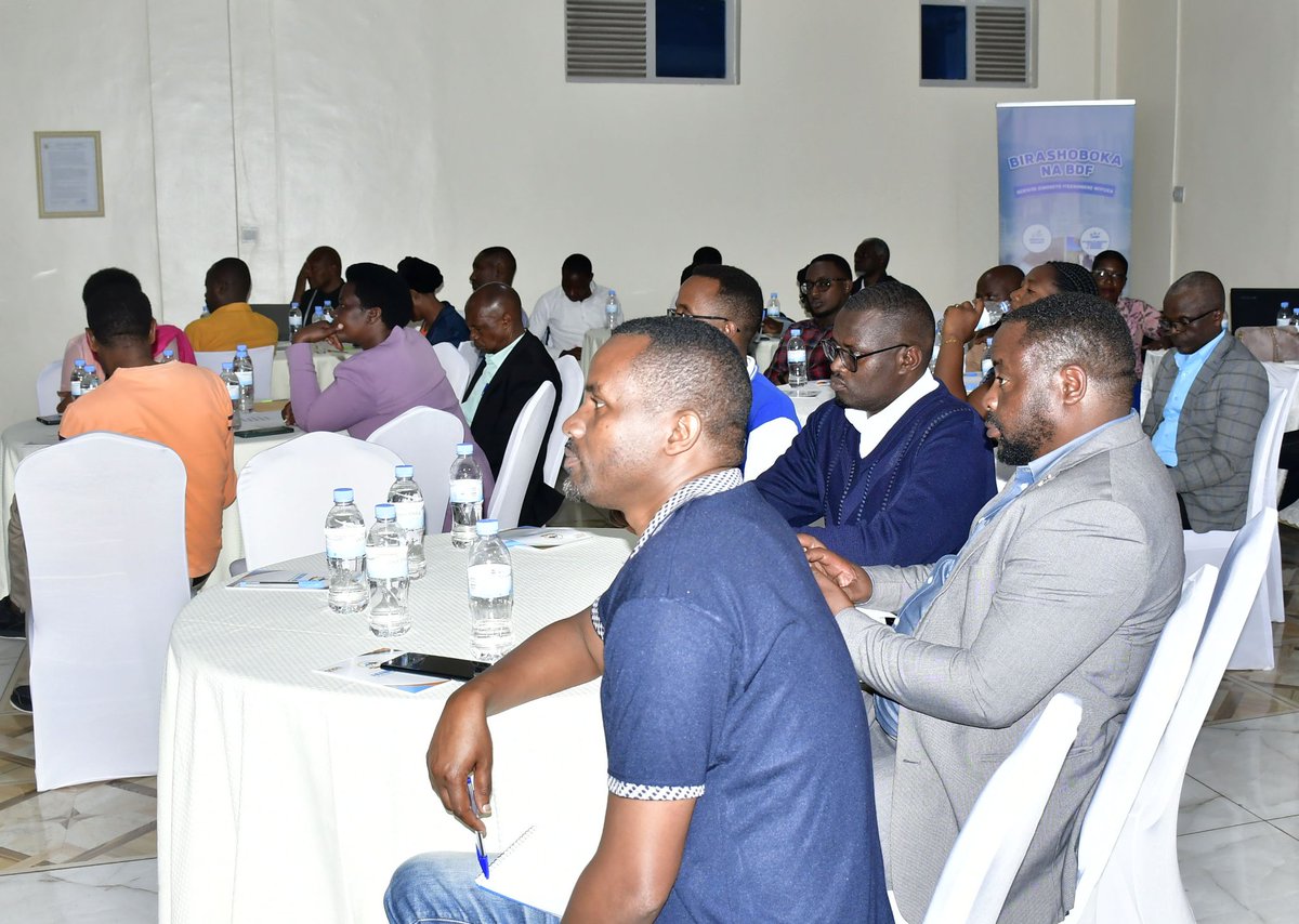 Northern Province/ Rwanda (@rwandanorth) on Twitter photo Kuri uyu wa gatanu, i Musanze hari kubera ubukangurambaga bufite insangamatsiko igira iti, "Birashoboka na BDF", bwateguwe n'Ikigega gitera inkunga imishinga y'iterambere #BDF, bugamije gukangurira abatuye <a href="/RwandaNorth/">Northern Province/ Rwanda</a> kurushaho kumenya no kwitabira serivisi zitangwa na BDF. Kuri uyu wa gatanu, i Musanze hari kubera ubukangurambaga bufite insangamatsiko igira iti, "Birashoboka na BDF", bwateguwe n'Ikigega gitera inkunga imishinga y'iterambere #BDF, bugamije gukangurira abatuye <a href="/RwandaNorth/">Northern Province/ Rwanda</a> kurushaho kumenya no kwitabira serivisi zitangwa na BDF.