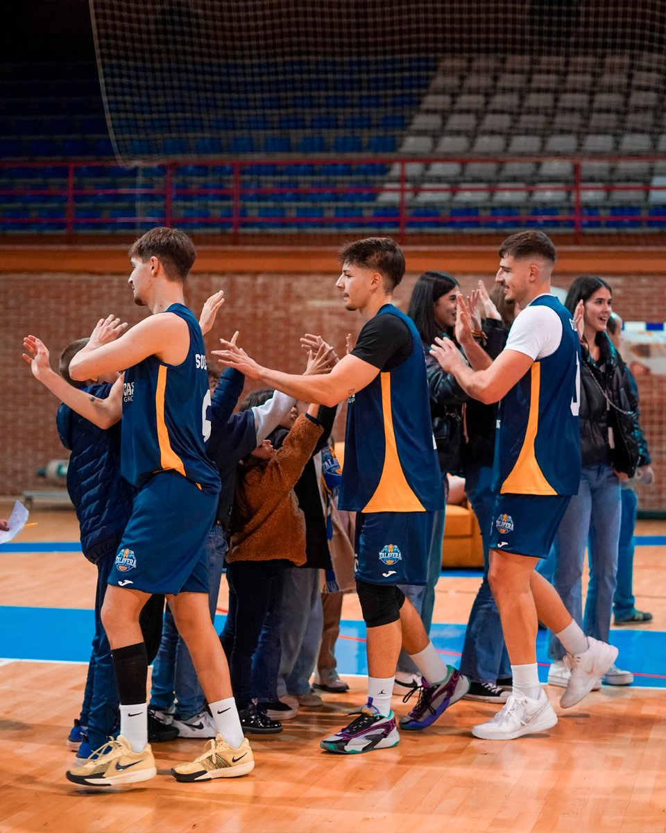 🏀💙 ¡Buenos días afición!

#PasiónPorCrecerJuntos🏀