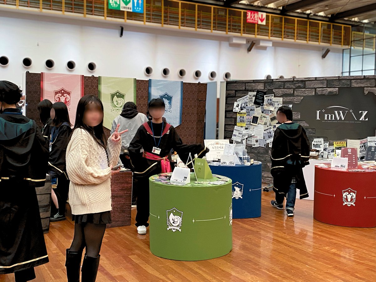 aso_abkc's tweet image. CGデザイン科2年
学園祭広報担当のたかのとおばたです！

とうとう学園祭当日！！⚜️
我々スタッフも、万全の体制で皆様に魔法をお届けしております🪄💫
#学園祭