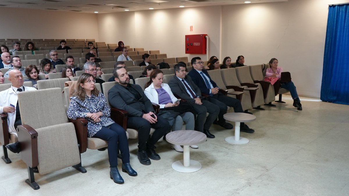 Hastanemiz Öğretim Üyeleri Buluşmasında İlk Toplantı Gerçekleştirildi

Hastanemizde, uluslararası projeler ve dijitalleşme hedefleri kapsamında öğretim üyeleriyle bir toplantı düzenlendi.