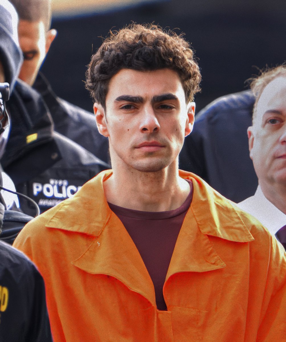 god he’s never not mogging