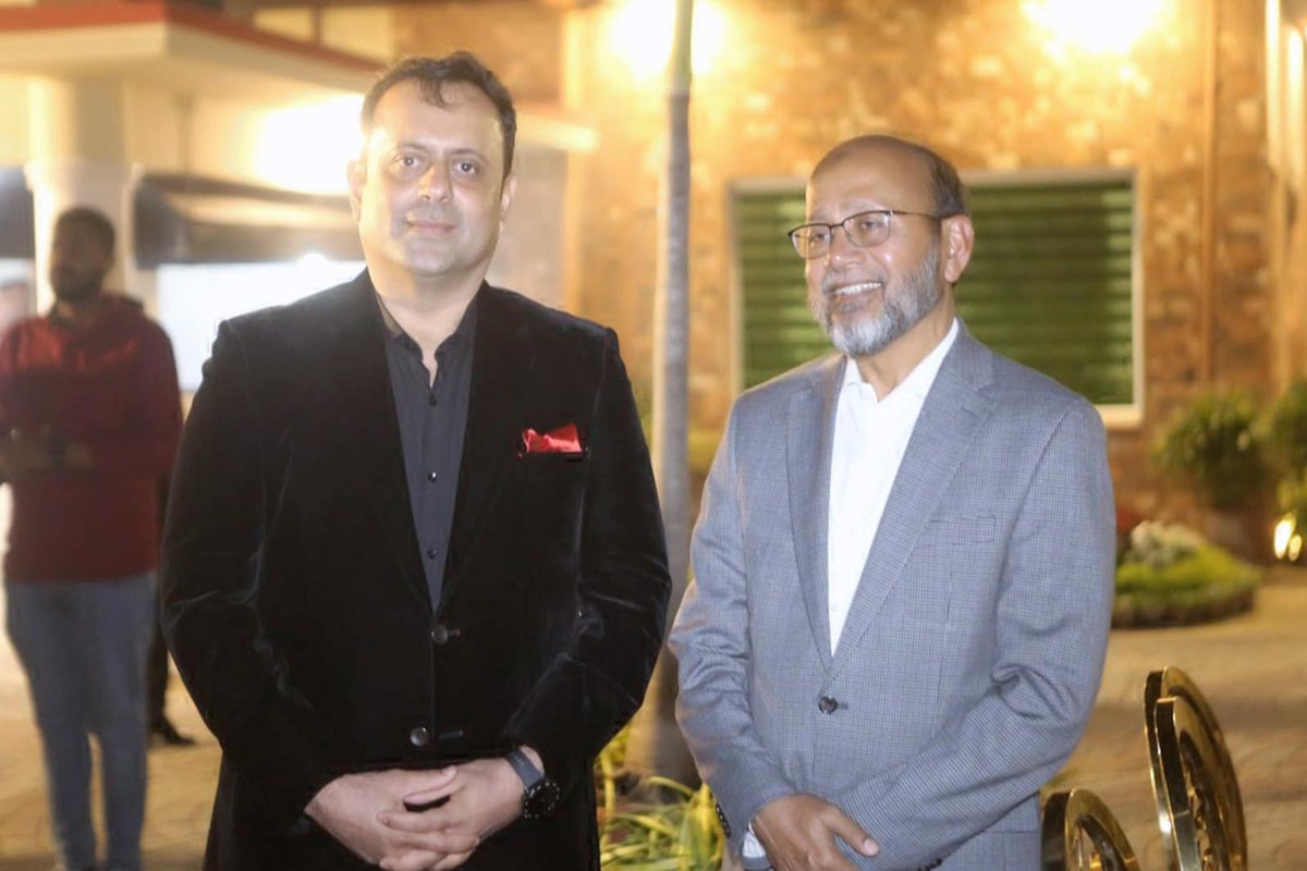 HANDS_Welfare's tweet photo. The event was graced by the presence of Governor Sindh, Kamran Tissori, as the Chief Guest, along with Dr. Shaikh Tanveer Ahmed, CE of HANDS Foundation.

#HANDSFoundation #FarewellDinner #ConsulGeneralItaly #DaniloGiurdanella #DIGSecurity #GovernorSindh https://t.co/zyyf55LrKP