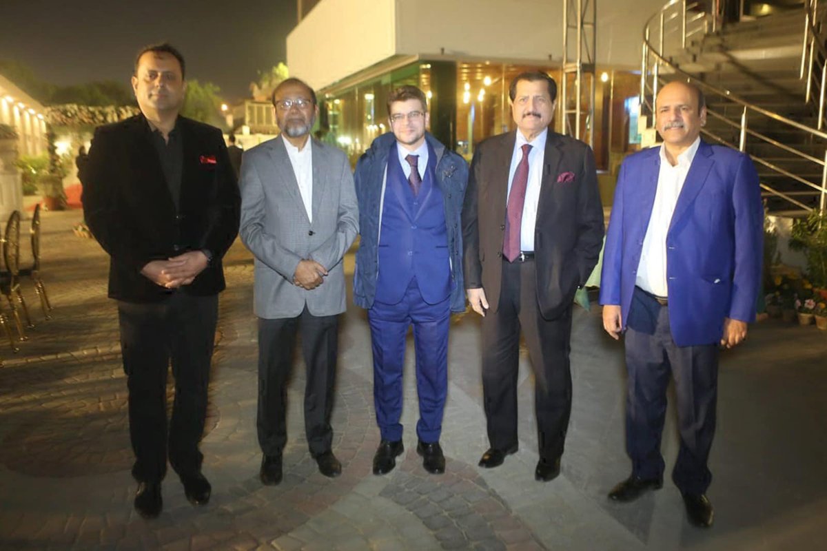 HANDS_Welfare's tweet photo. The event was graced by the presence of Governor Sindh, Kamran Tissori, as the Chief Guest, along with Dr. Shaikh Tanveer Ahmed, CE of HANDS Foundation.

#HANDSFoundation #FarewellDinner #ConsulGeneralItaly #DaniloGiurdanella #DIGSecurity #GovernorSindh https://t.co/zyyf55LrKP