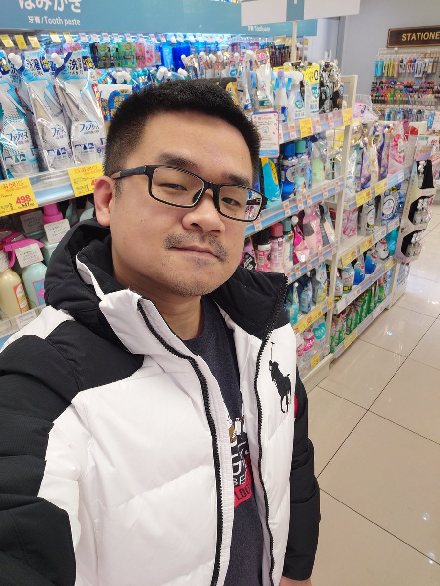 新的外套，感覺蠻好看的