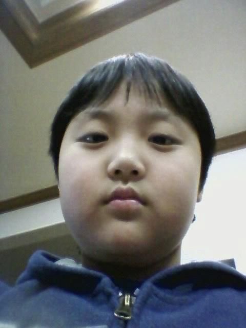 나애기통통클럽회원인데
아직도내눈에도영이이렇게보인다