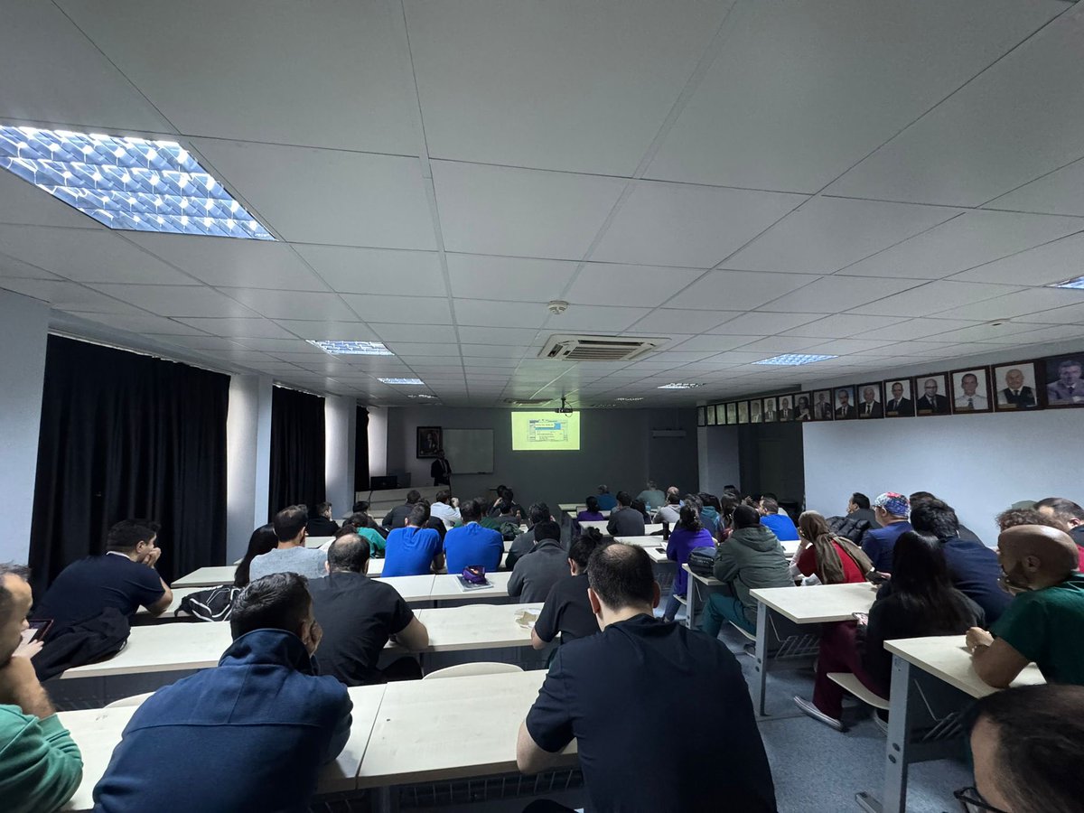An excellent educational seminar on sacral neuromodulation by <a href="/BisginTayfun/">Tayfun Bisgin</a> for the Ege University Surgery Department’s resident training program!

🪢 The valuable collaboration between two leading institutions in İzmir: <a href="/EgeUniHastane/">Ege Üniversitesi Hastanesi</a> <a href="/9eyluluniversit/">9 Eylül Üniversitesi</a> 

<a href="/OsmanBozbyk/">Osman Bozbıyık</a> <a href="/TKRCD_/">TKRCD</a>