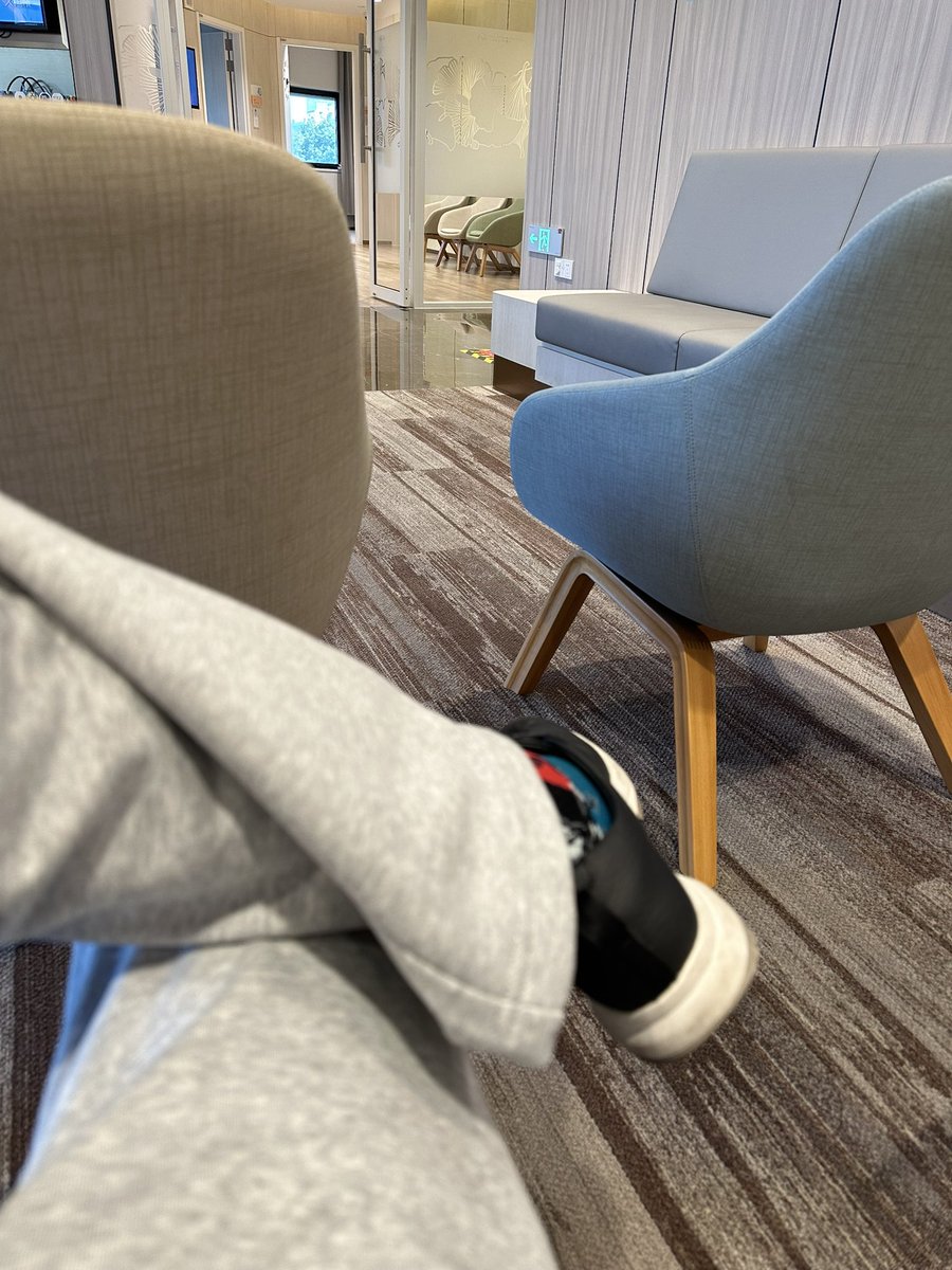 一天约了三个科室，年纪到了，不定期检修下身体的零件不行了。🧐