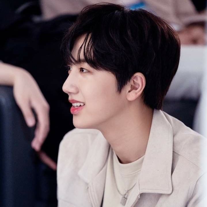 dakongie's tweet photo. 15 yrs old me having the biggest crush on 18 yrs old wonjin is so real cause look how cute he was. The moment i laid my eyes on him from the first eps i just knew he is the one. Eventhough i hate mnet im still thankful i got to know wonjin from produce 😔 https://t.co/1YEyVqJrbu