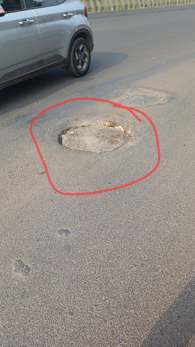 देवेन्द्र हिन्दू tweet media