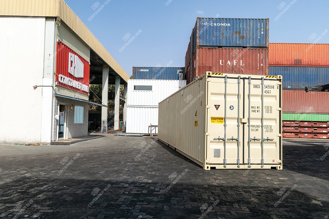 container_hub's tweet photo. 40ft hc modified containers for sale!☎️+971 55 732 8779, +971 56 494 4946 ✉️sales@containerhubtrading.com
#shippingsolutions #logistics #gcccountries #sale  #containerrentals #dubai #selfstoragefacility #shippingworldwide #shippingcontainersforsale #usedshippingcontainersforsale https://t.co/xwmjoaymWY