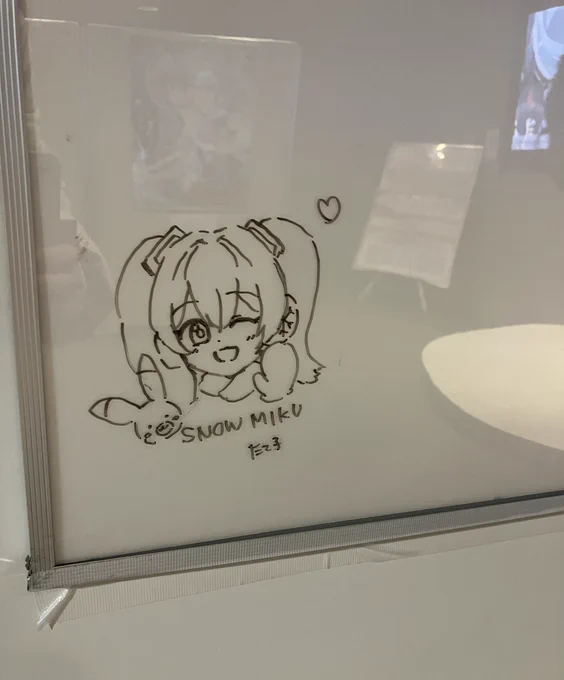 チカホの雪ミク展示行ってきた!落書きコーナーもあったので描いてきた( ᐛ )و 