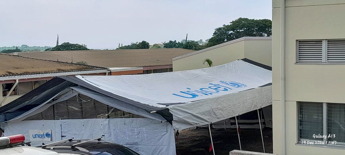UNICEFPacific's tweet photo. Our tents have been set up at Vila Central Hospital to support the continuity of essential health services.

@UNICEF is also providing water tank and jerry can to support with water trucking to affected communities in Vanuatu 🇻🇺 https://t.co/D0J4oCZIfe
