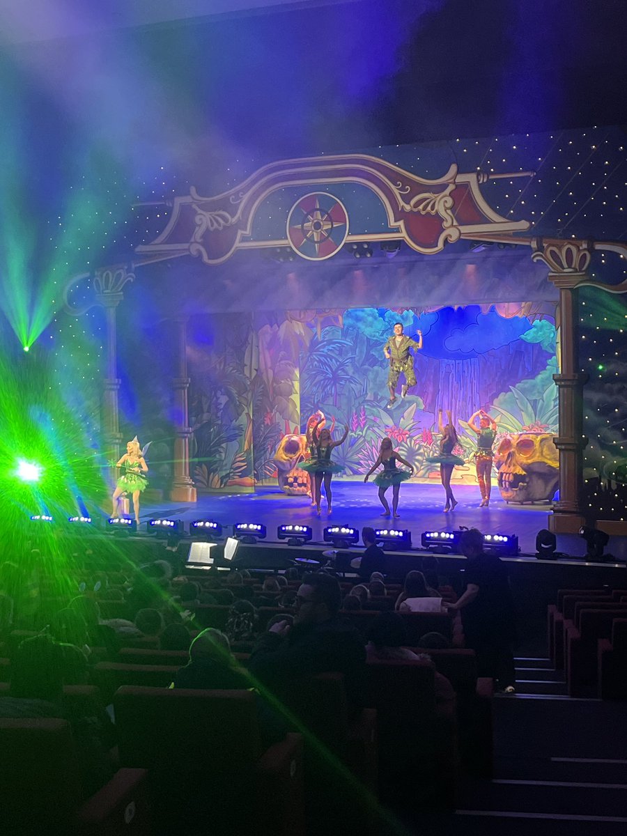 MissFlynnMLP's tweet photo. We are loved the pantomime yesterday. What a great experience and ticking one of our 50 things off. @MabLanePri @MrGuyMLP #50things #pantomine #christmas #onlythebest 🎄🎅🏻 https://t.co/NJHBc8eXun