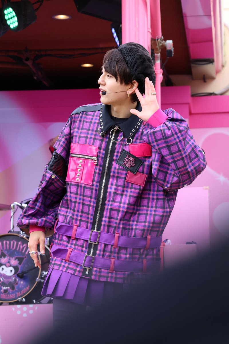 y__95dw's tweet photo. 12/16 クロミ・ライブ

ゆいしんくん

#USJファン #クロミライブ https://t.co/H3gU95rRuz